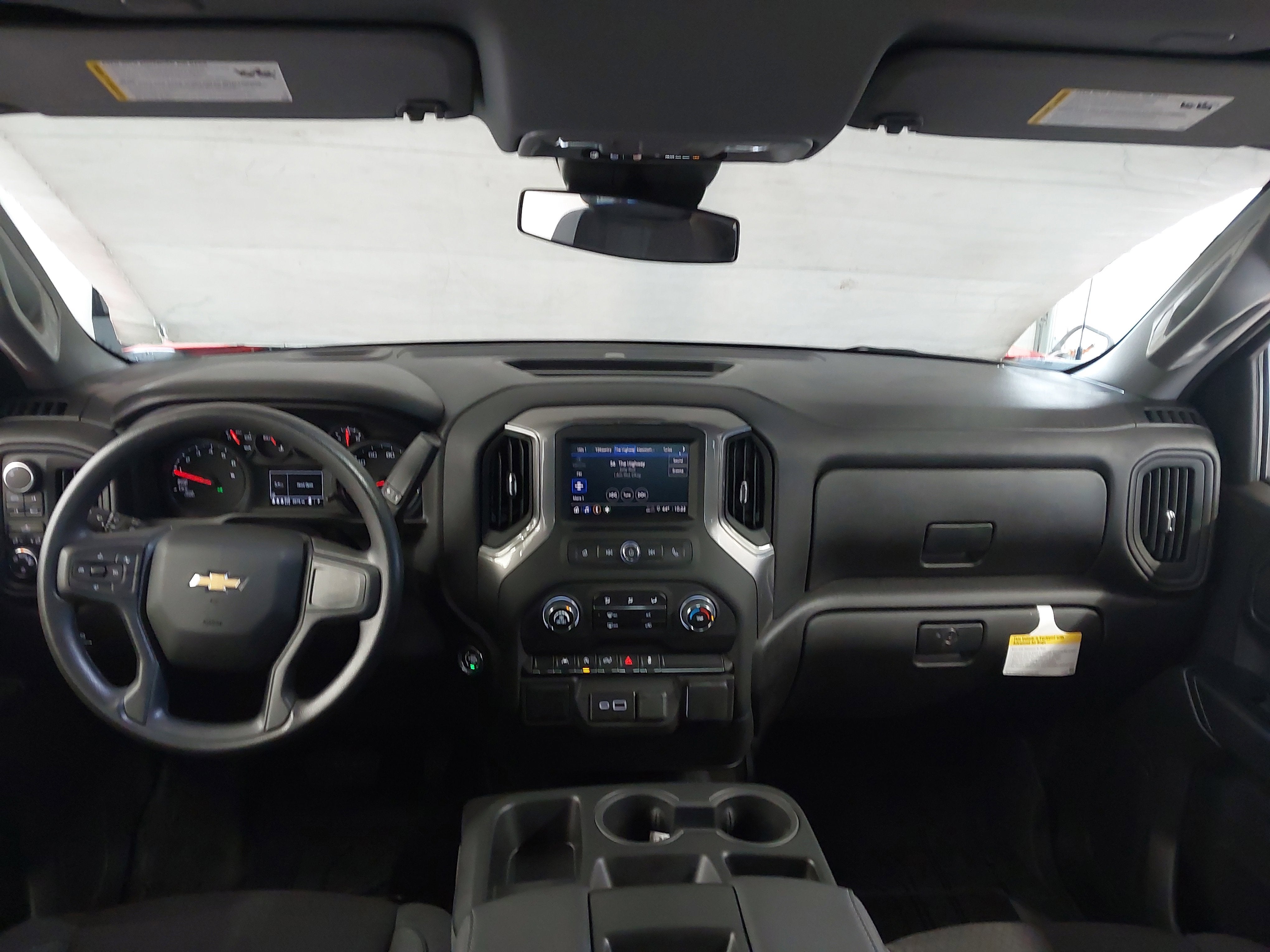 2025 Chevrolet Silverado 1500 — detail view