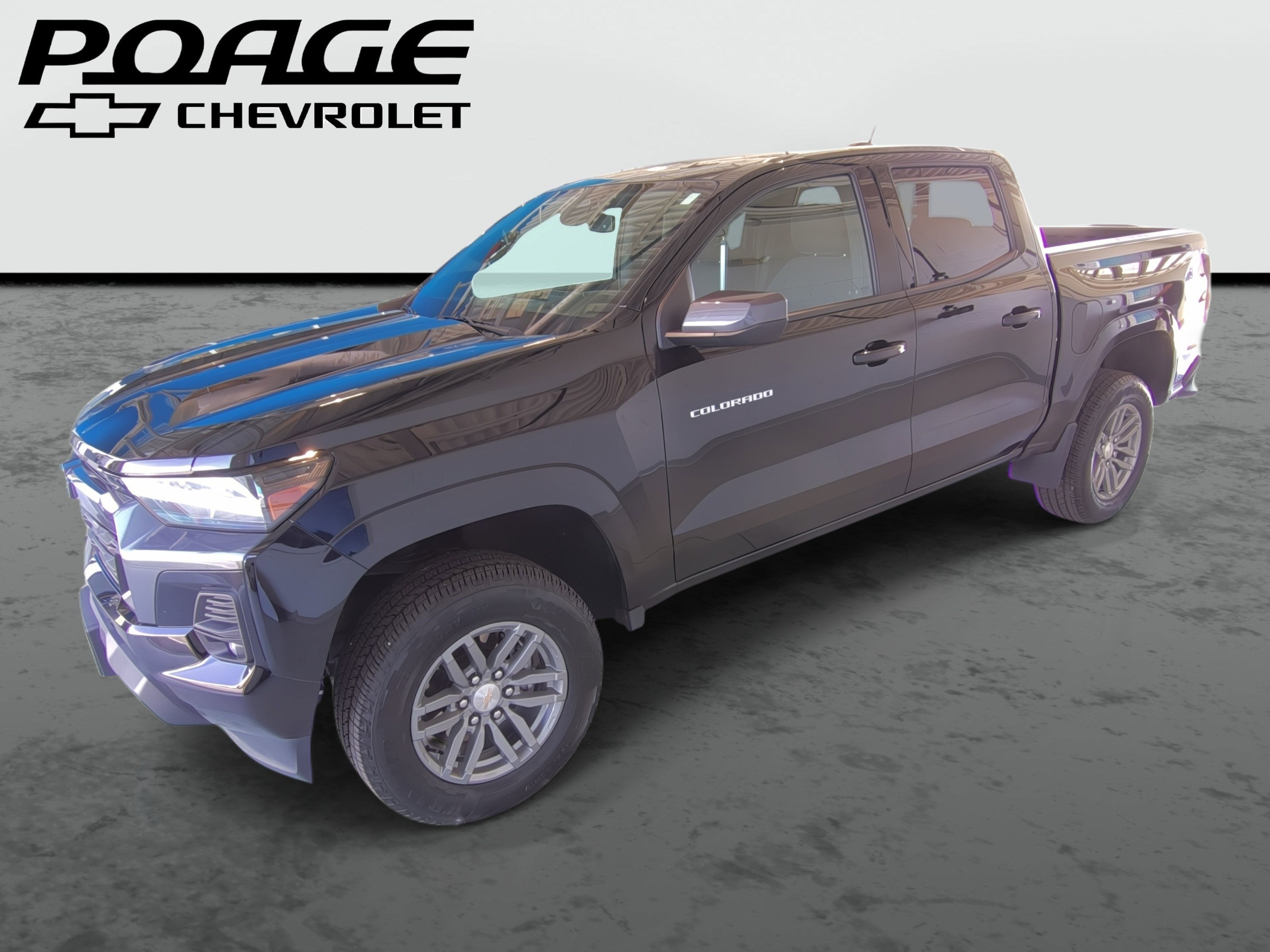 2024 Chevrolet Colorado LT in Black — front three-quarter view