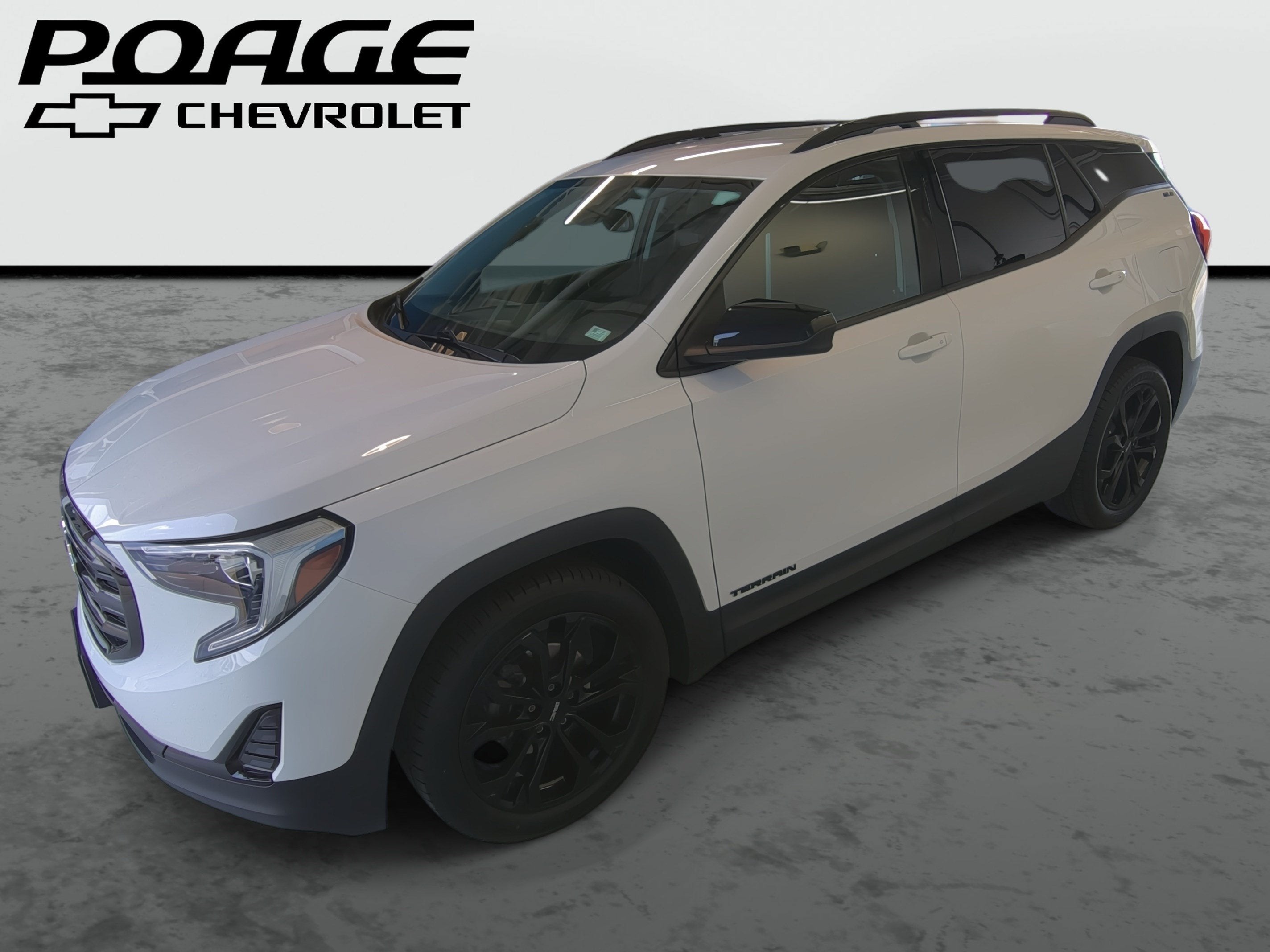 2020 GMC Terrain SLE in Summit White — front three-quarter view