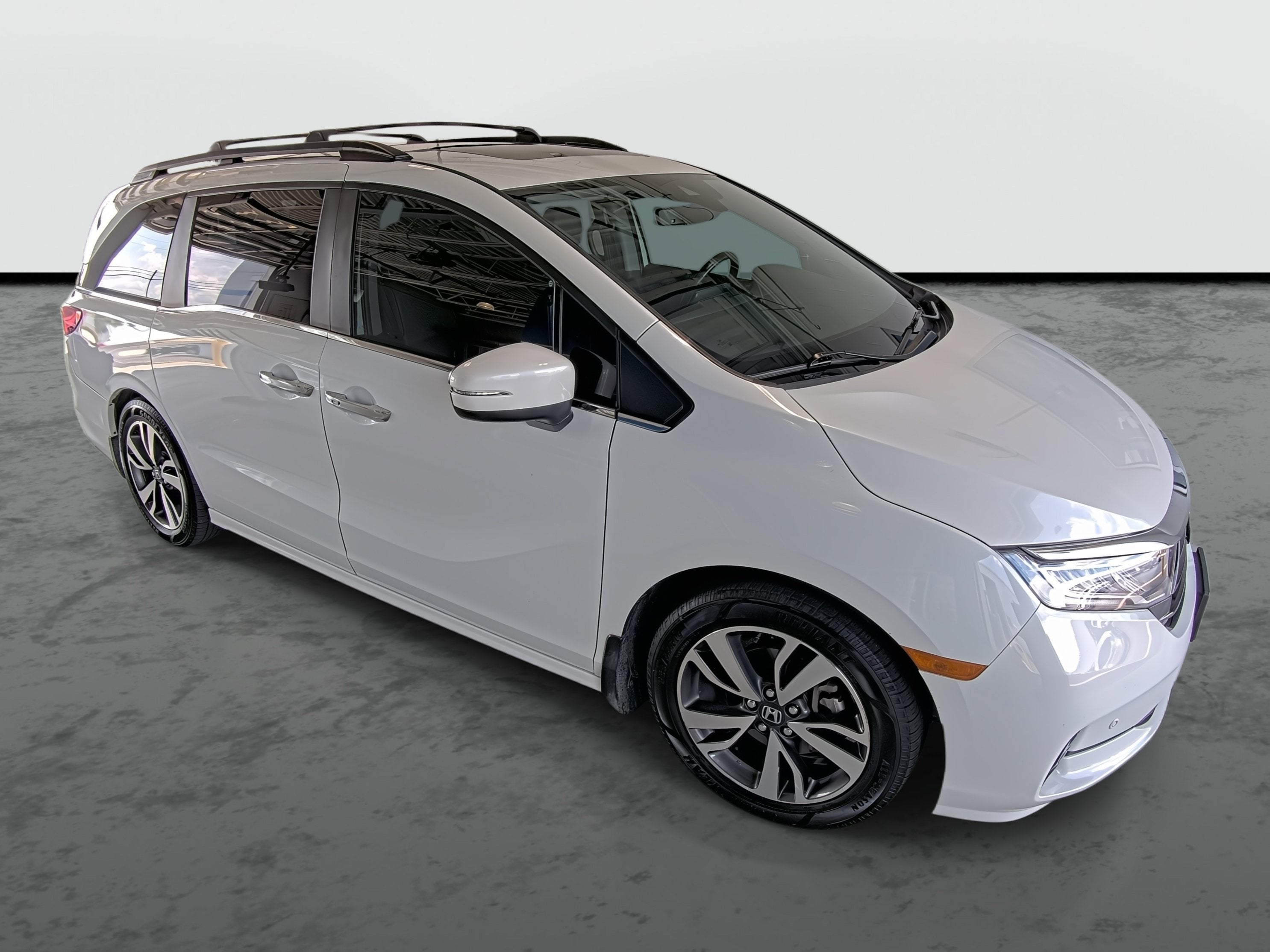 2023 Honda Odyssey — interior view